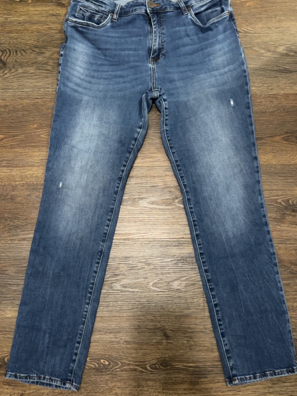 Kut from the Kloth Straight Leg Jeans in Dark Blue Wash